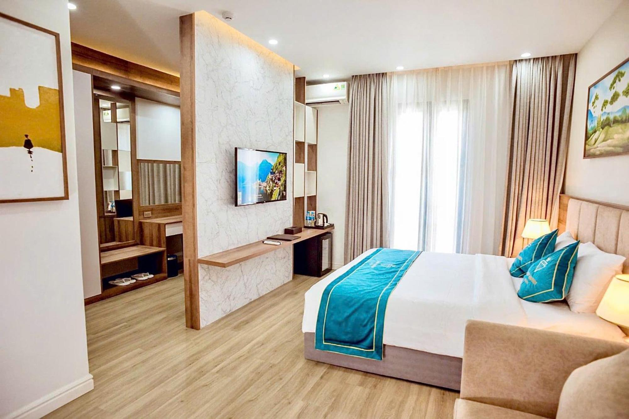 Rubyqueen Halong Hotel ハロン エクステリア 写真